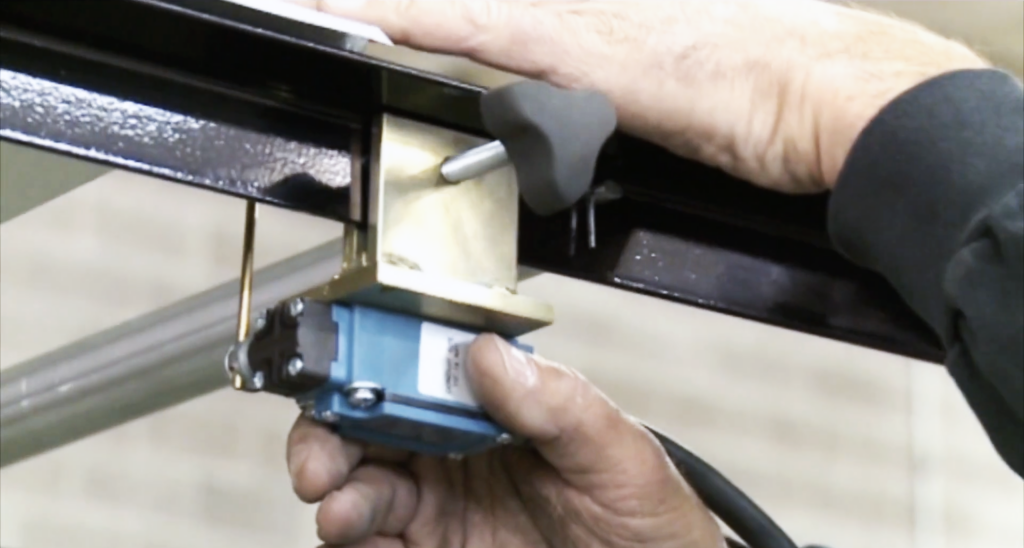 How to Set Up a Limit Switch on a Roof Panel Machine