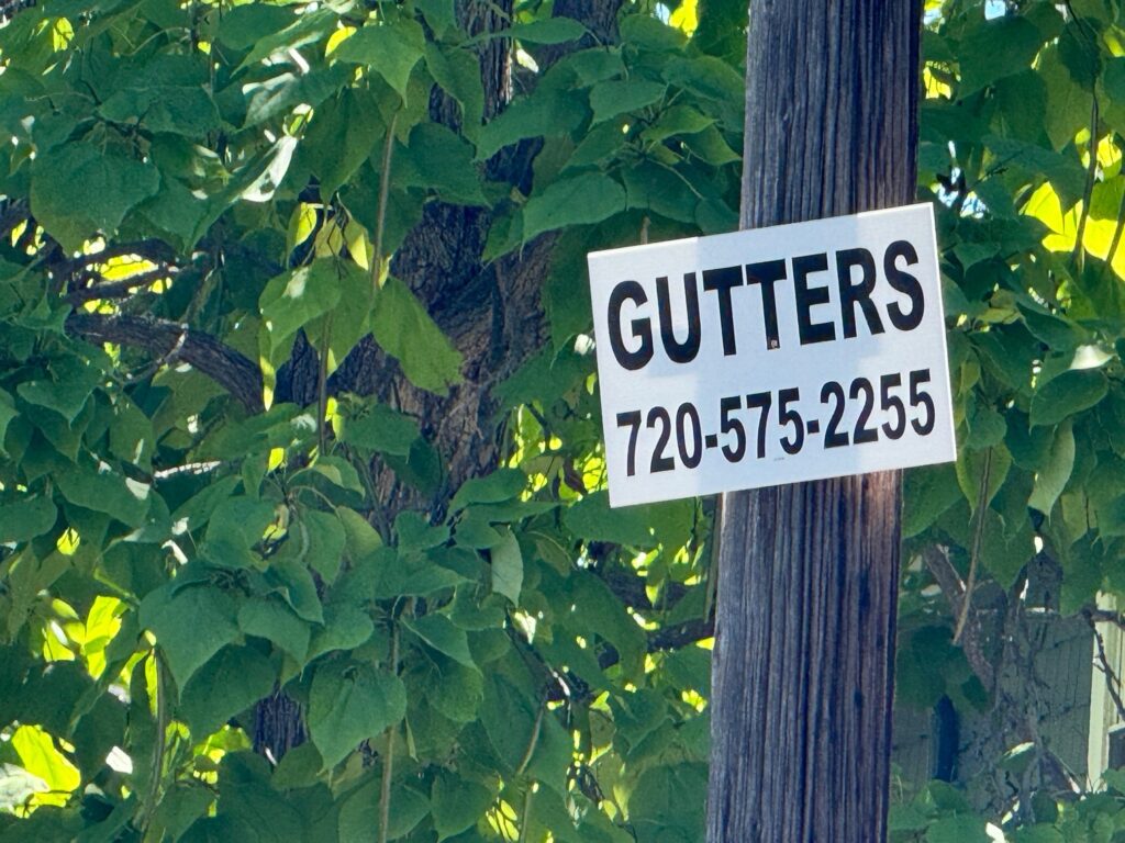 Gutter sign